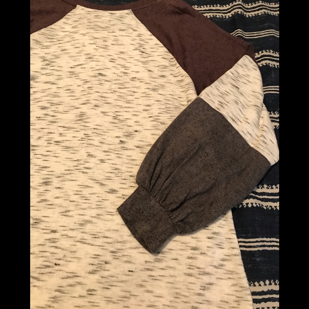 MAURICES TOP/TEE - Picture 4 of 10